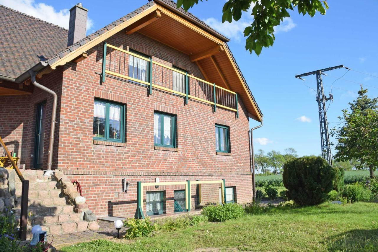 Ferienwohnung Zudar Auf Ruegen מראה חיצוני תמונה