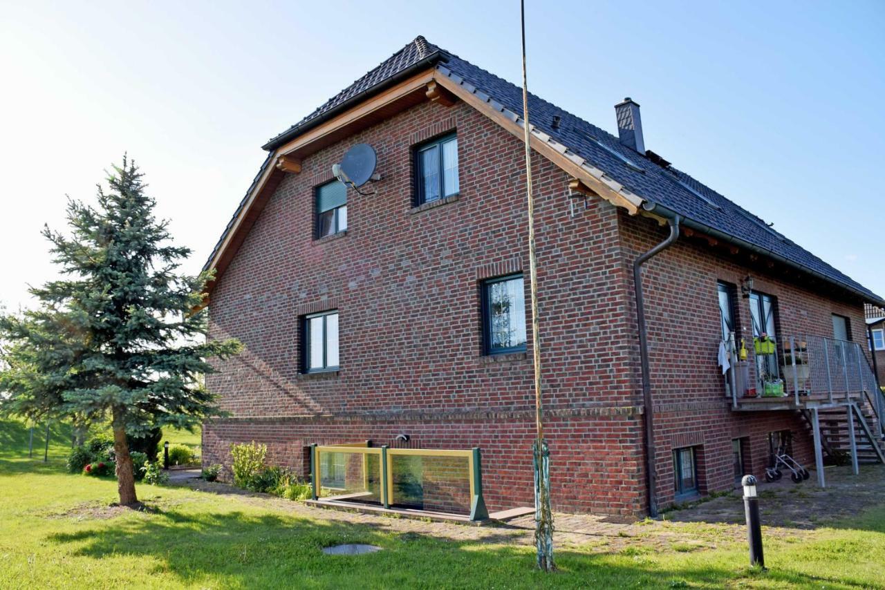 Ferienwohnung Zudar Auf Ruegen מראה חיצוני תמונה