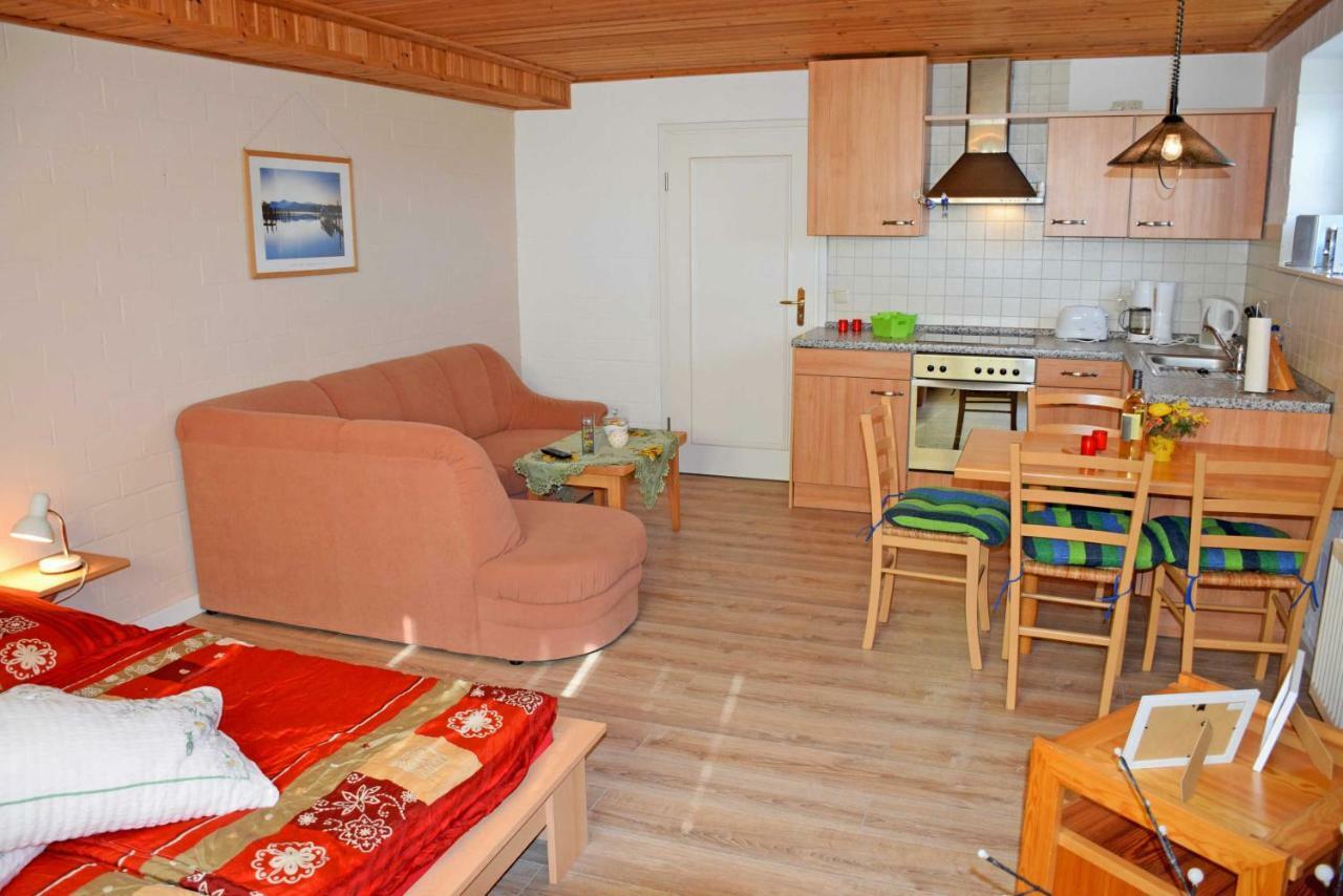 Ferienwohnung Zudar Auf Ruegen מראה חיצוני תמונה